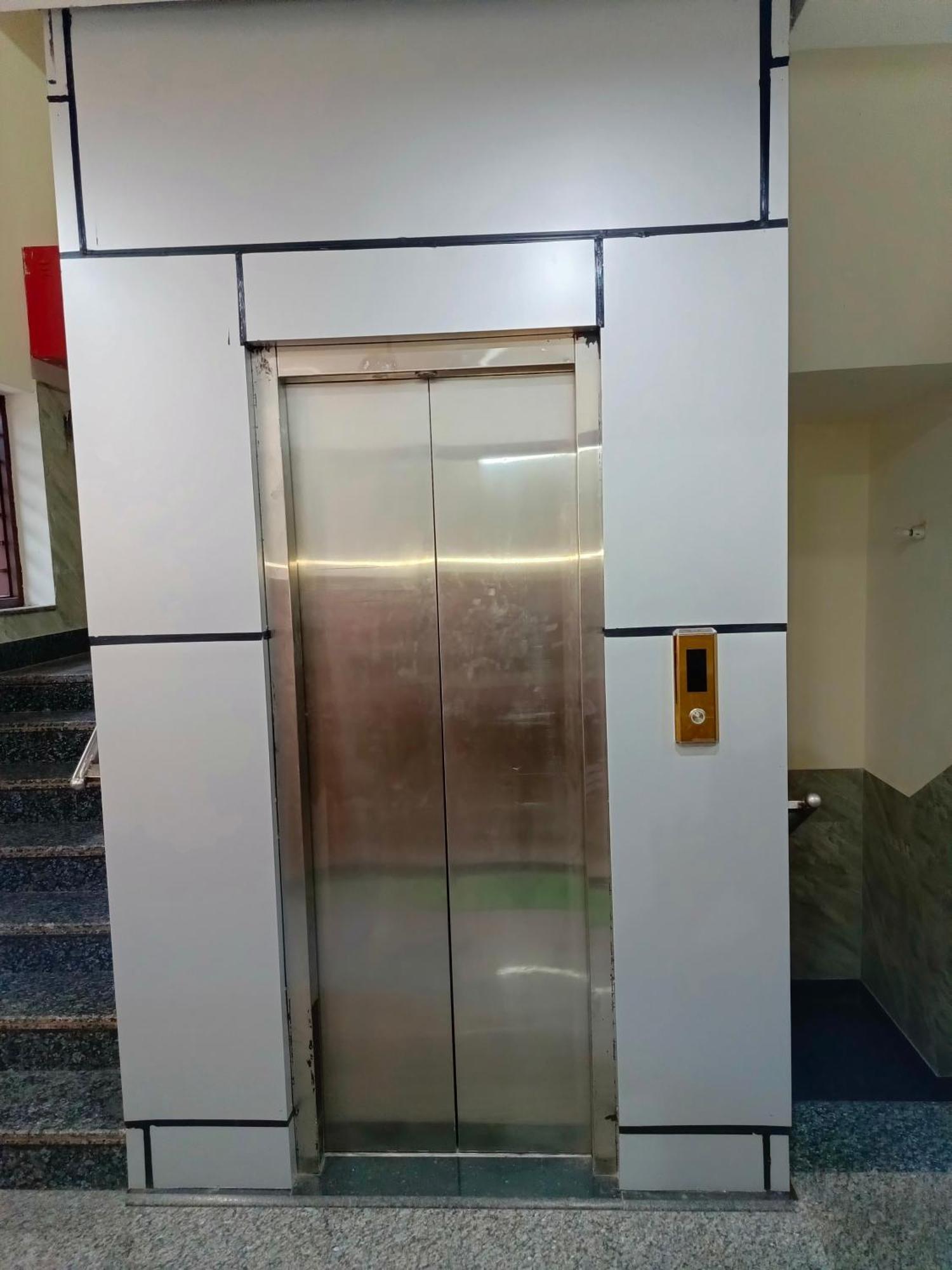 Shri Girraj Residency 호텔 마투라 외부 사진